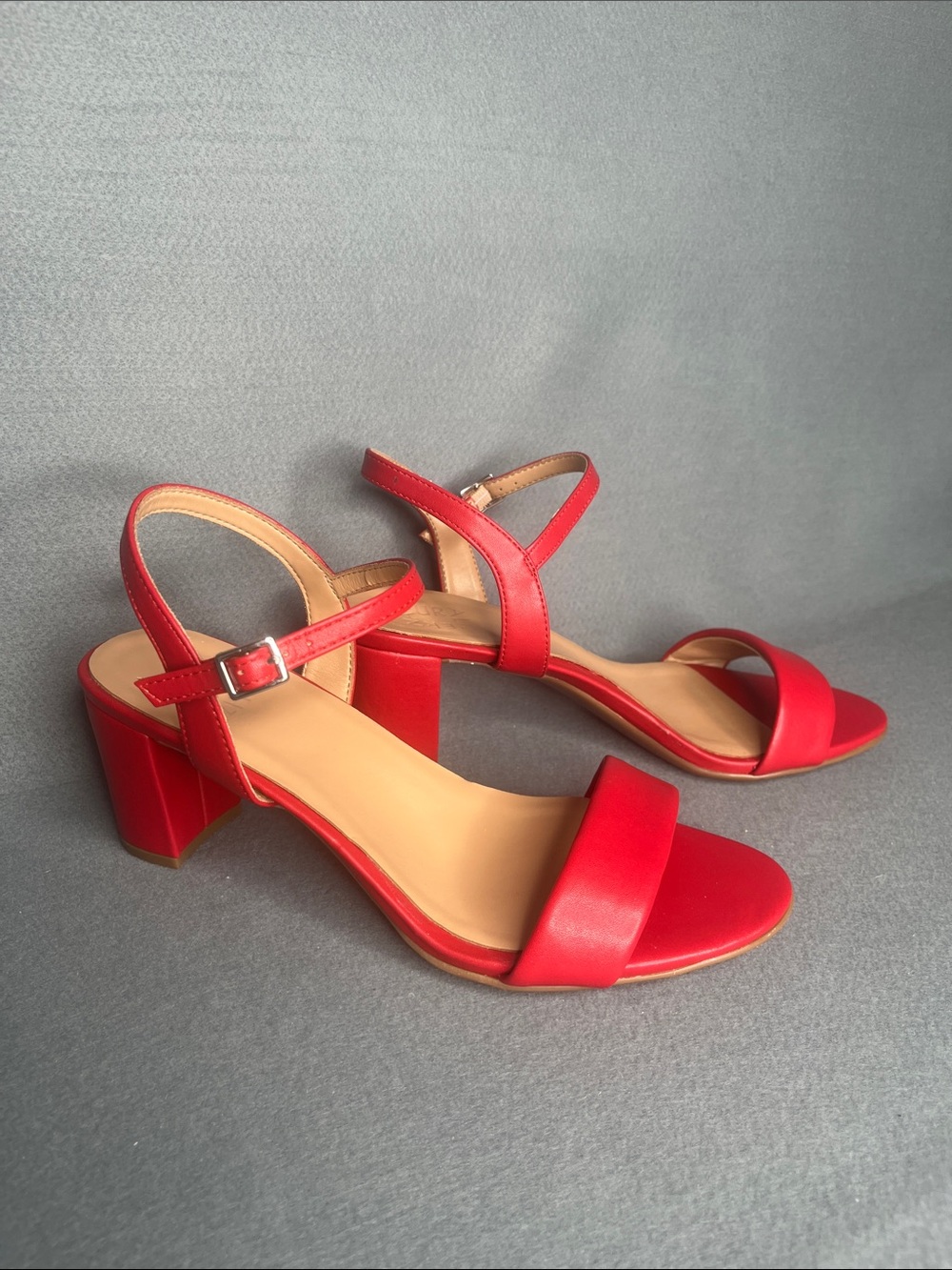 Naturalizer Bristol Block heeled Sandal. Women’s 10w. Brand New. No box